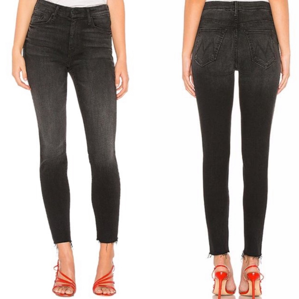 MOTHER High Waisted Looker Ankle Fray in Blackbird
